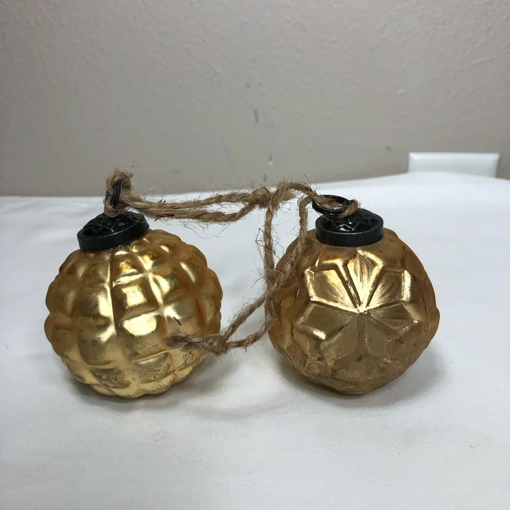 Pottery Barn MERCURY GLASS Embossed Gold Antique Finish‎ Christmas Ornaments 6